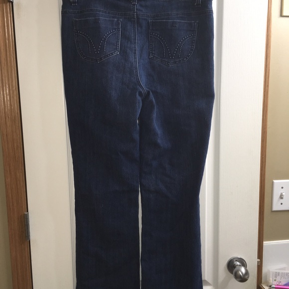 Cleo jeans - Picture 2 of 3